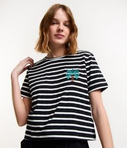 Blusa T-shirt em Algodão com Bordado de Coqueiro