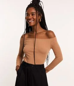 Blusa em Ribana com Decote Ombro a Ombro