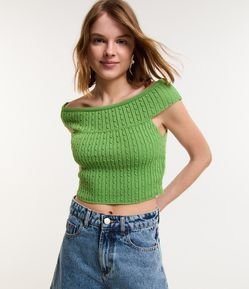 Blusa Cropped em Tricô Decote Ombro a Ombro e Ponto Diferenciado