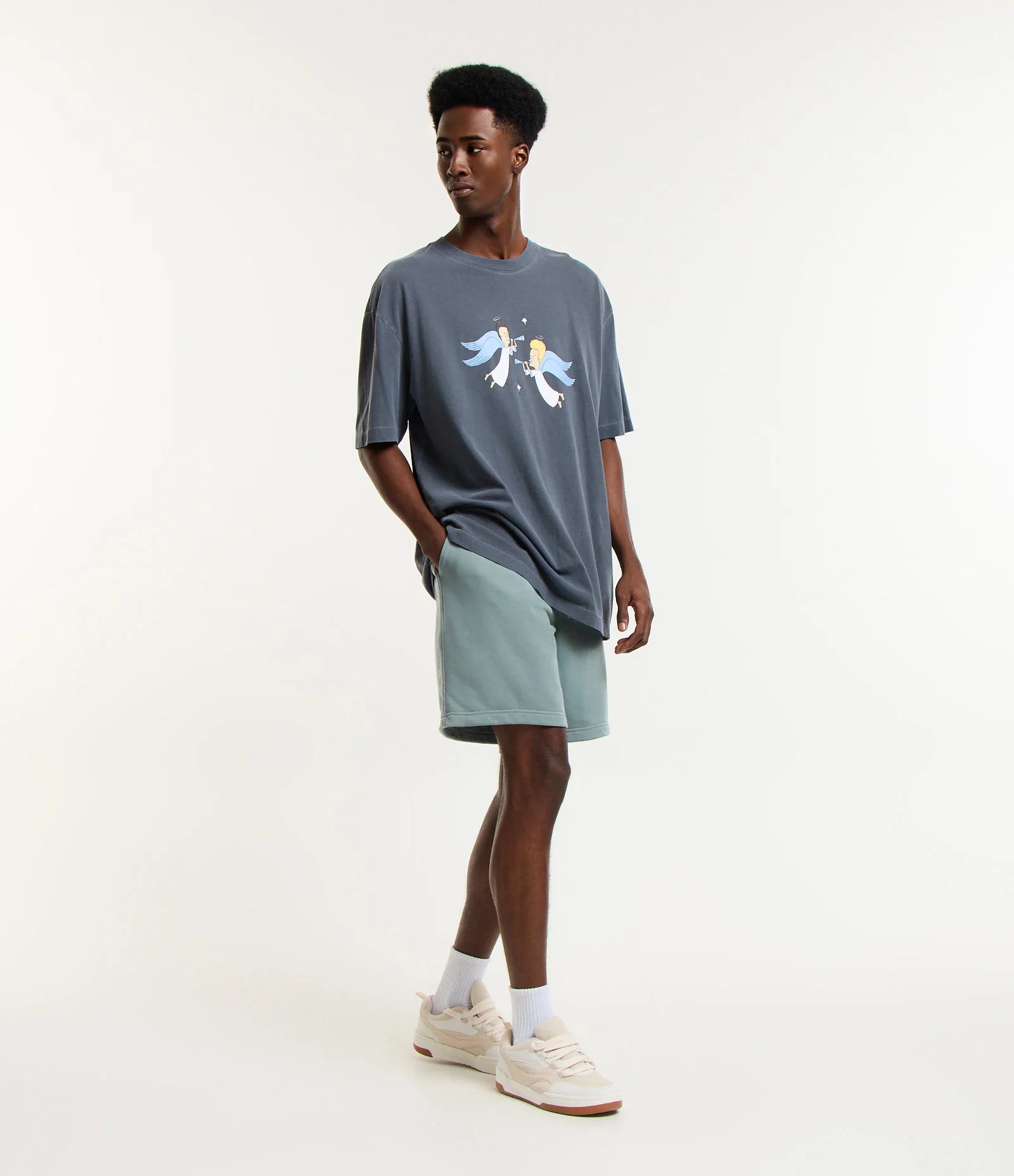 Bermuda Slim em Moletom com Cós Elástico e Etiqueta na Barra Cinza Azulado 1