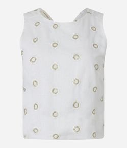 Blusa em Tricoline com Bordado e Detalhe de Transpasse nas Costas