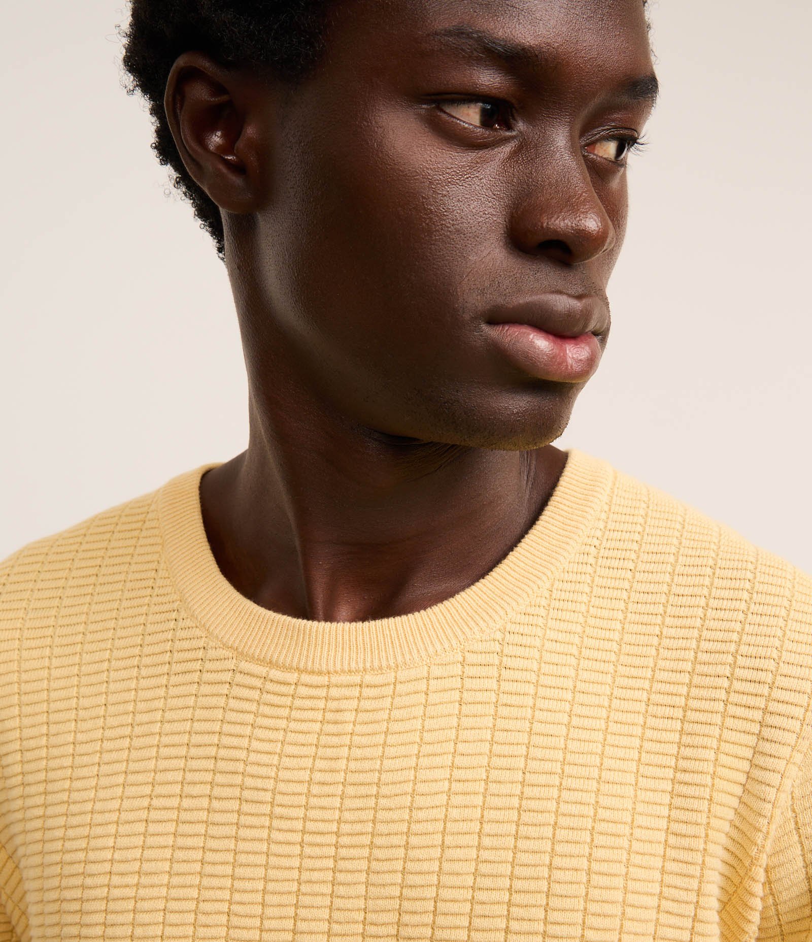 Camiseta Regular em Tricô com Textura Canelada Amarelo 6