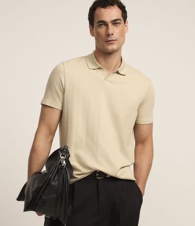 Camiseta Polo Regular em Algodão com Textura Menor preço em Camiseta Polo Regular em Algodão com Textura