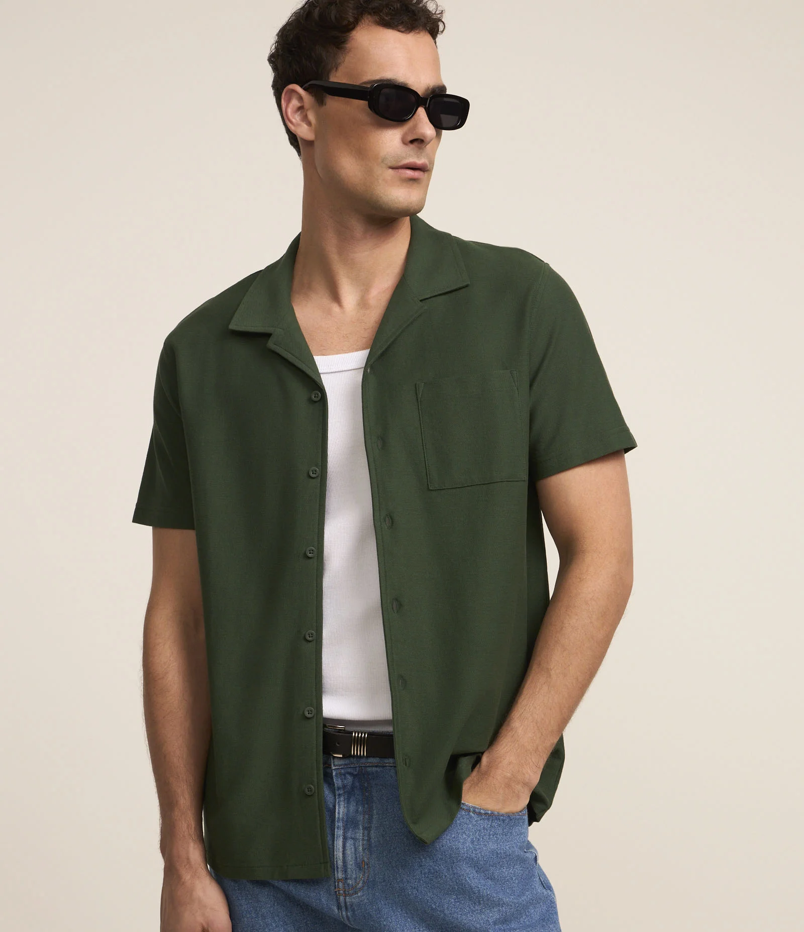 Camisa em Piquet com Textura e Bolso Frontal Verde 2