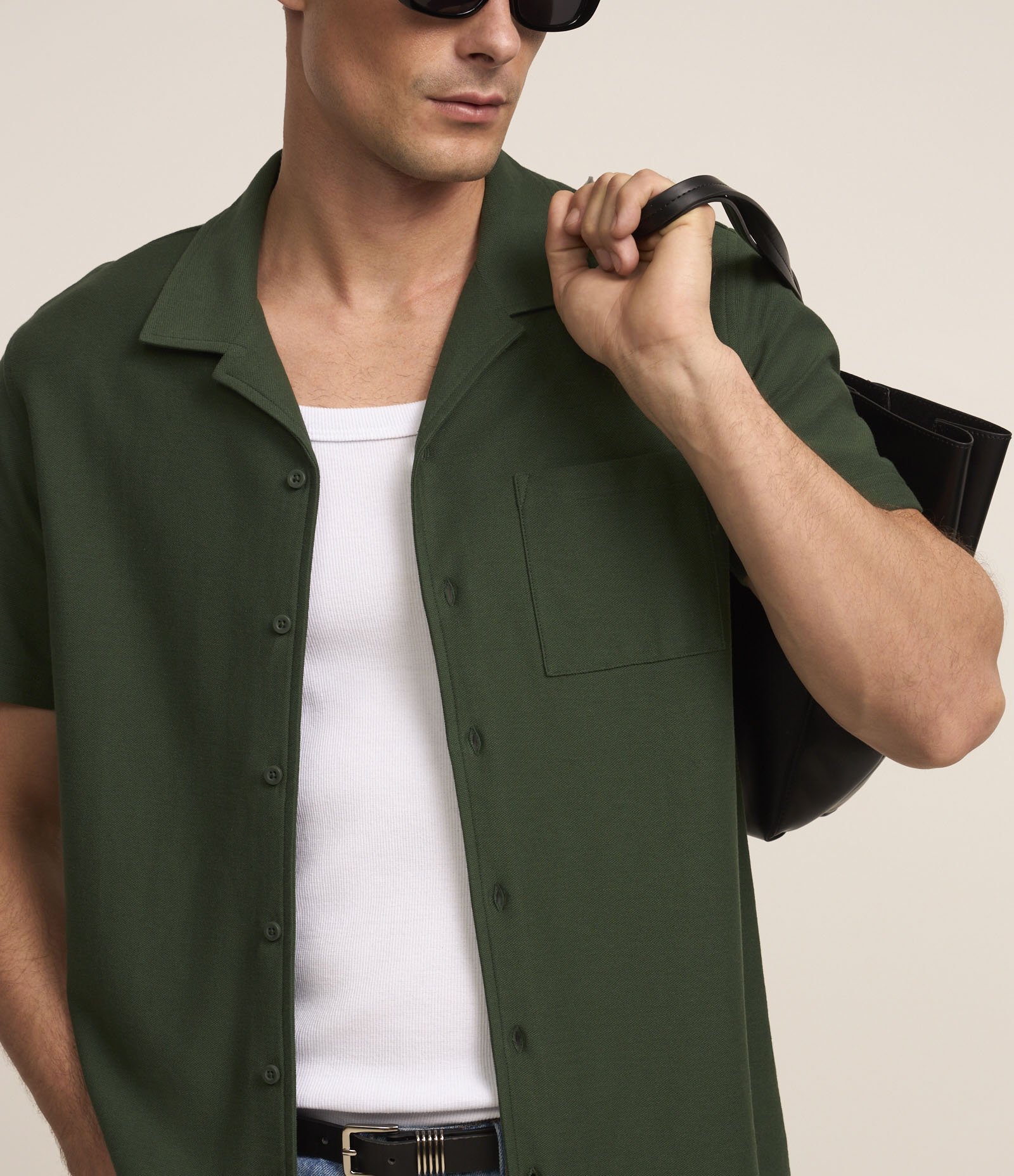 Camisa em Piquet com Textura e Bolso Frontal Verde 4