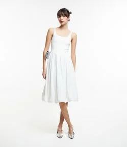 Vestido Balonê em Ribana com Decote Regata