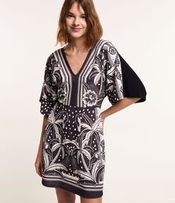 Vestido Curto Texturizado com Estampa Floral