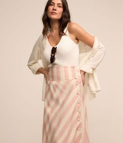 Saia Midi em Viscolinho com Transpasse e Abotoamento Lateral