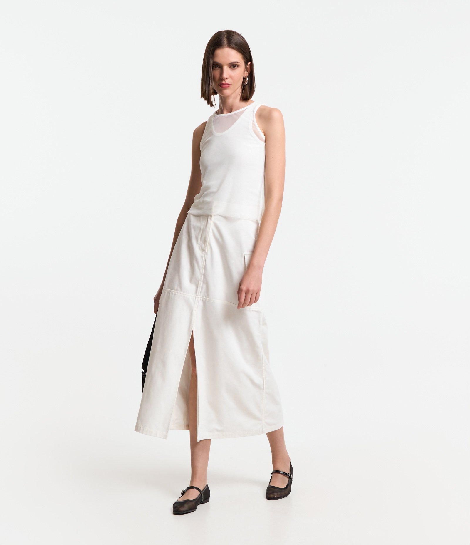 Blusa Regata em Tule com Sobreposições Branco 2
