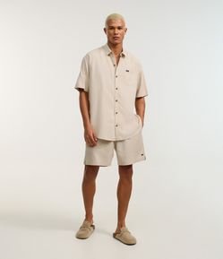 Bermuda em Tela com Cânhamo e Bolsos