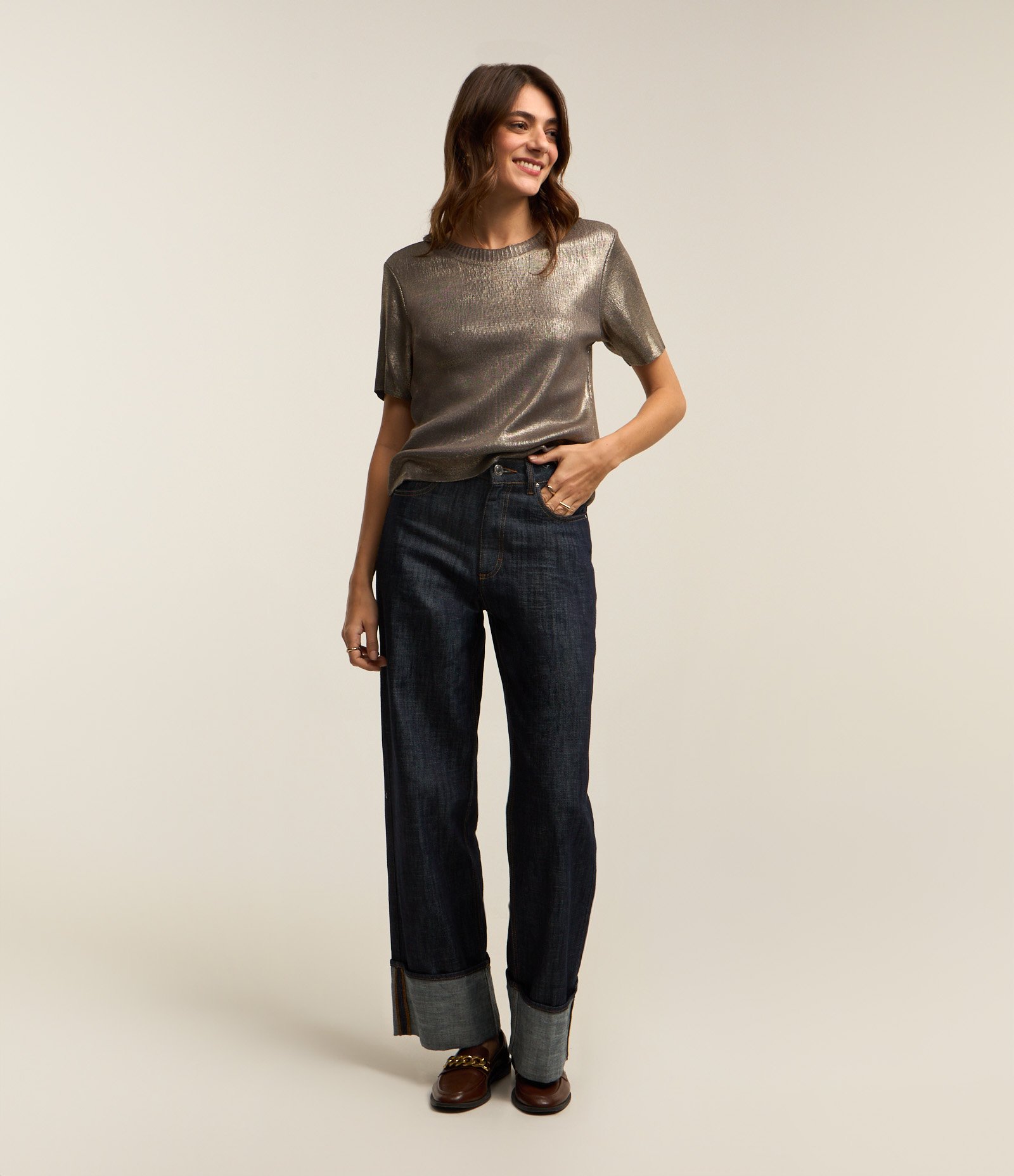 Blusa em Ribana com Superfície em Foil Cinza/ Dourado 3
