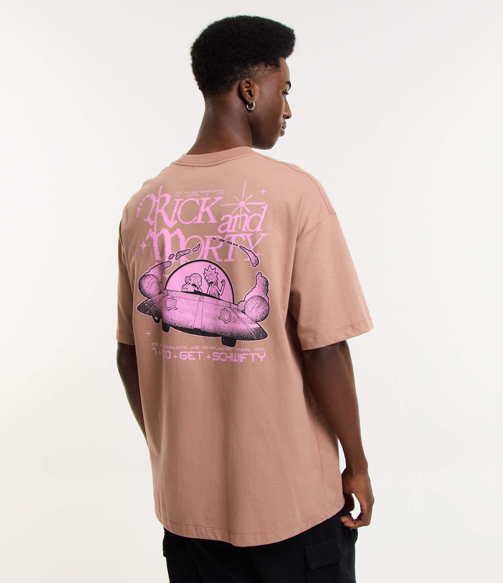 Camiseta Relaxed com Estampa Rick And Morty Bege 4