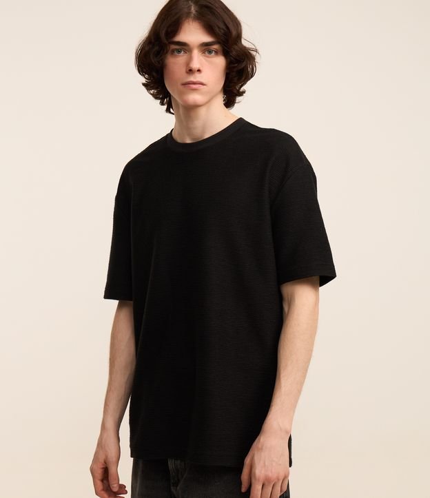 Camiseta Relaxed Soft com Gola Redonda