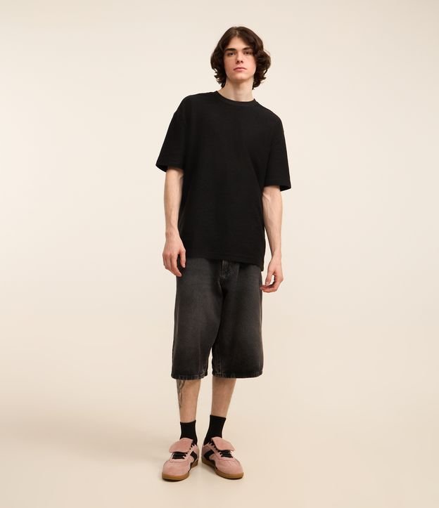 Camiseta Relaxed Soft com Gola Redonda