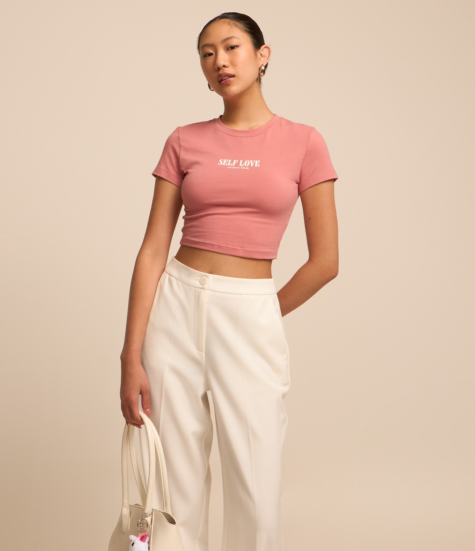 Calça Reta Alfaiatada com Bolsos e Frisos 2