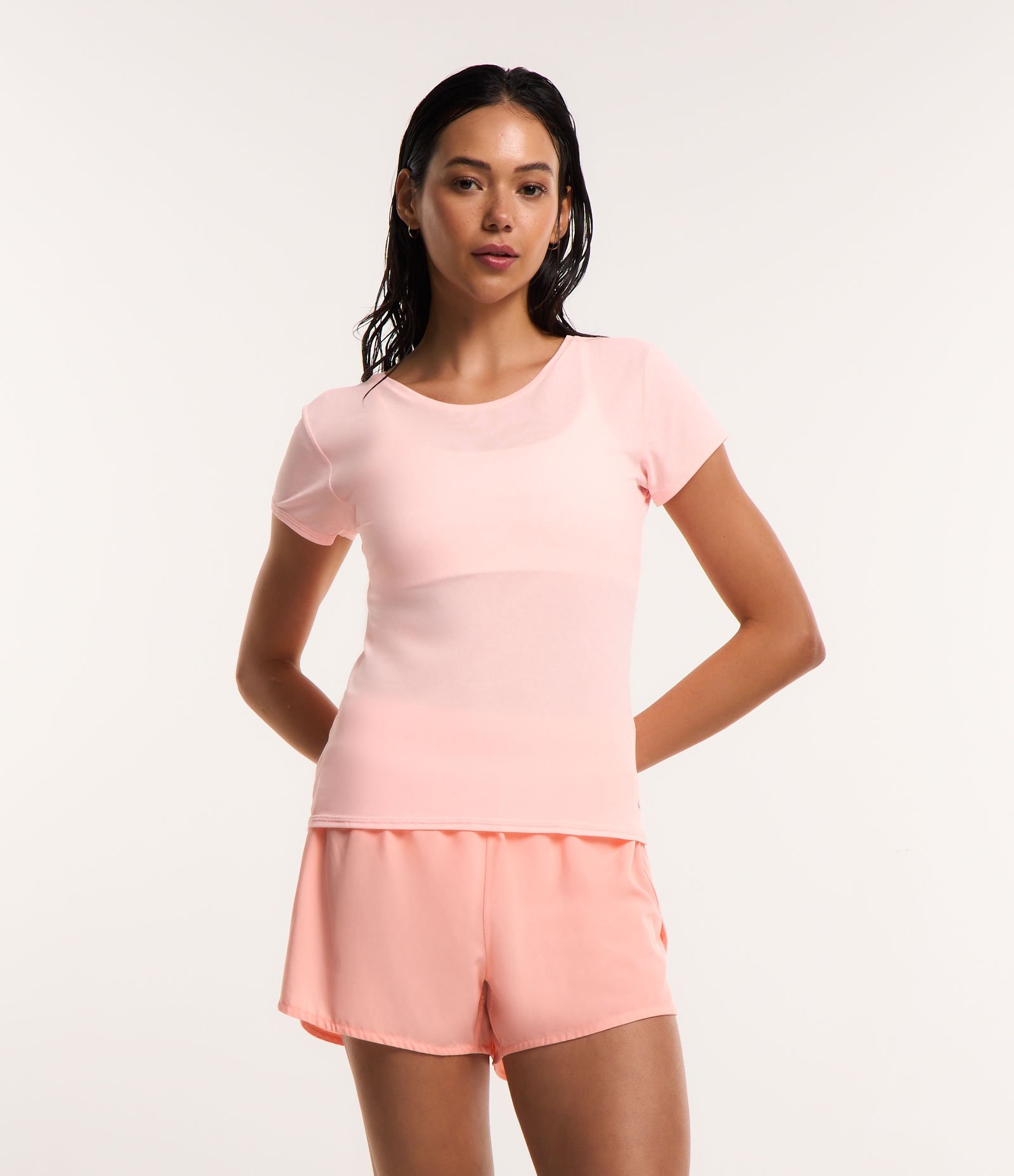 Camiseta Esportiva em Poliamida Rosa Claro 1
