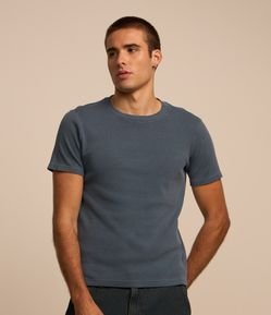 Camiseta Muscle Ribana Estonada com Textura Canelada