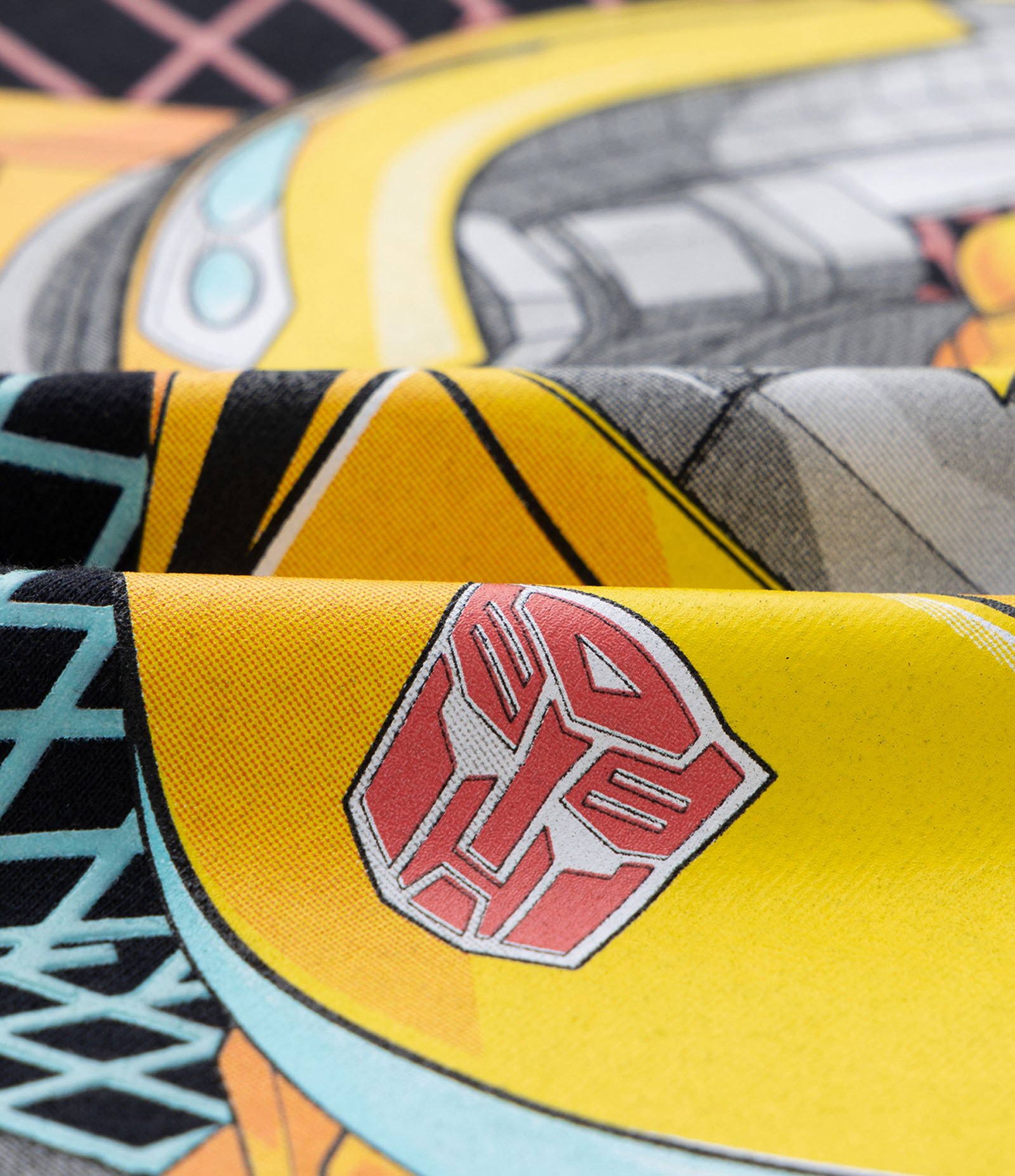 Camiseta Infantil com Estampa do Tranformers Bumblebee - Tam 4 a 8 anos Preto 3