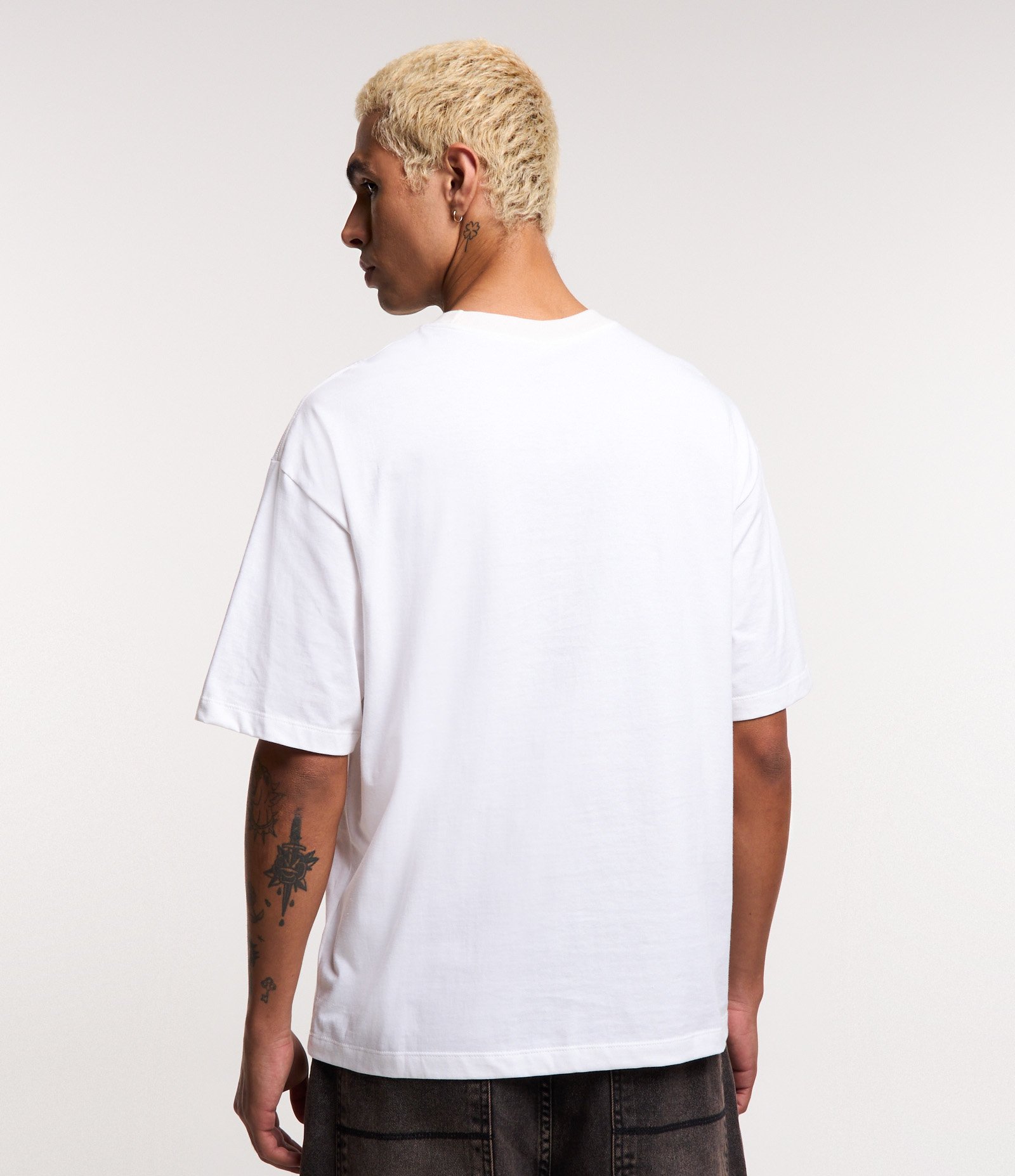 Camiseta Boxy em Algodão com Estampa Gorillaz Branco 3