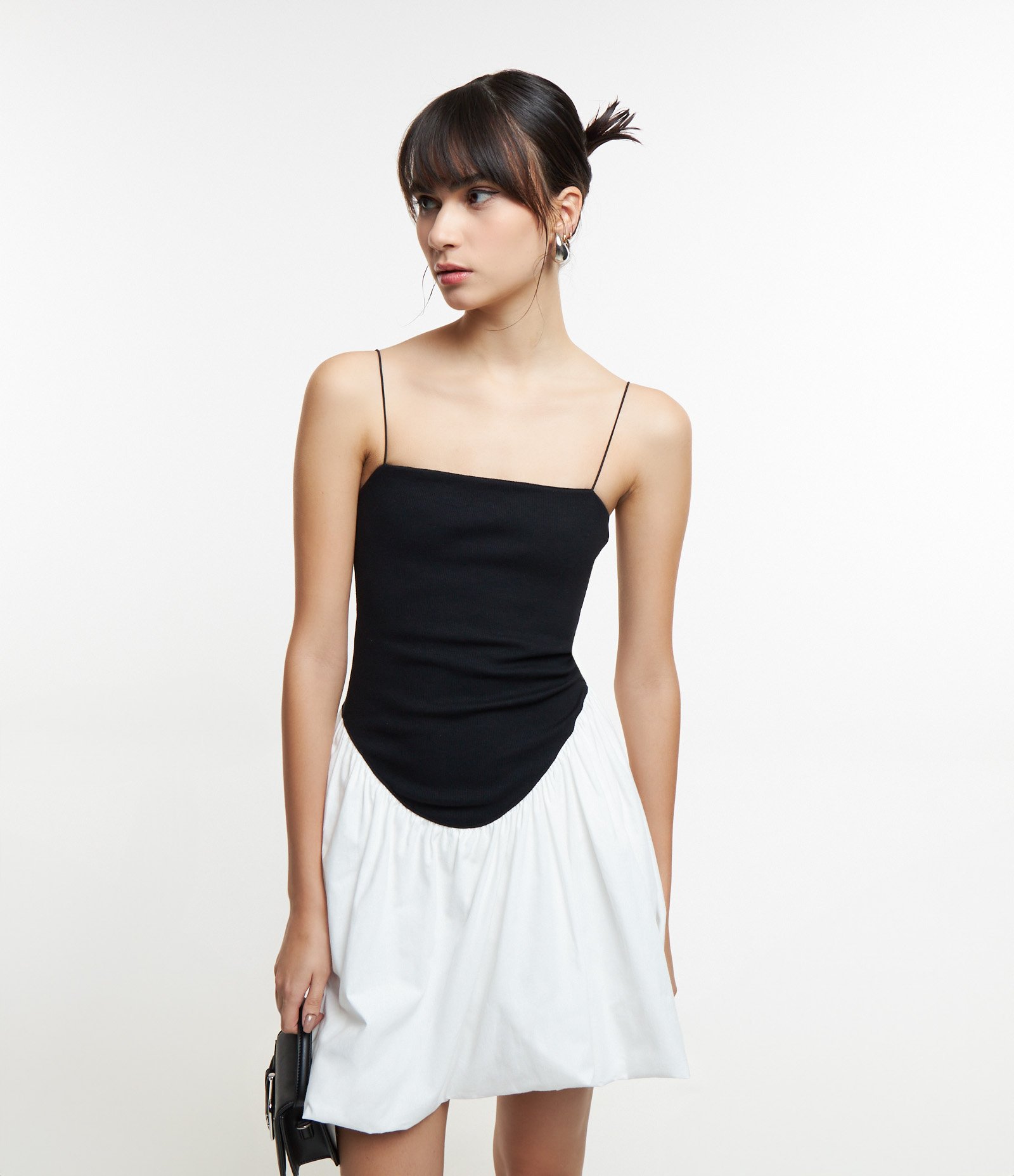 Vestido Balonê em Ribana com Alcinhas Finas Preto/Branco 2