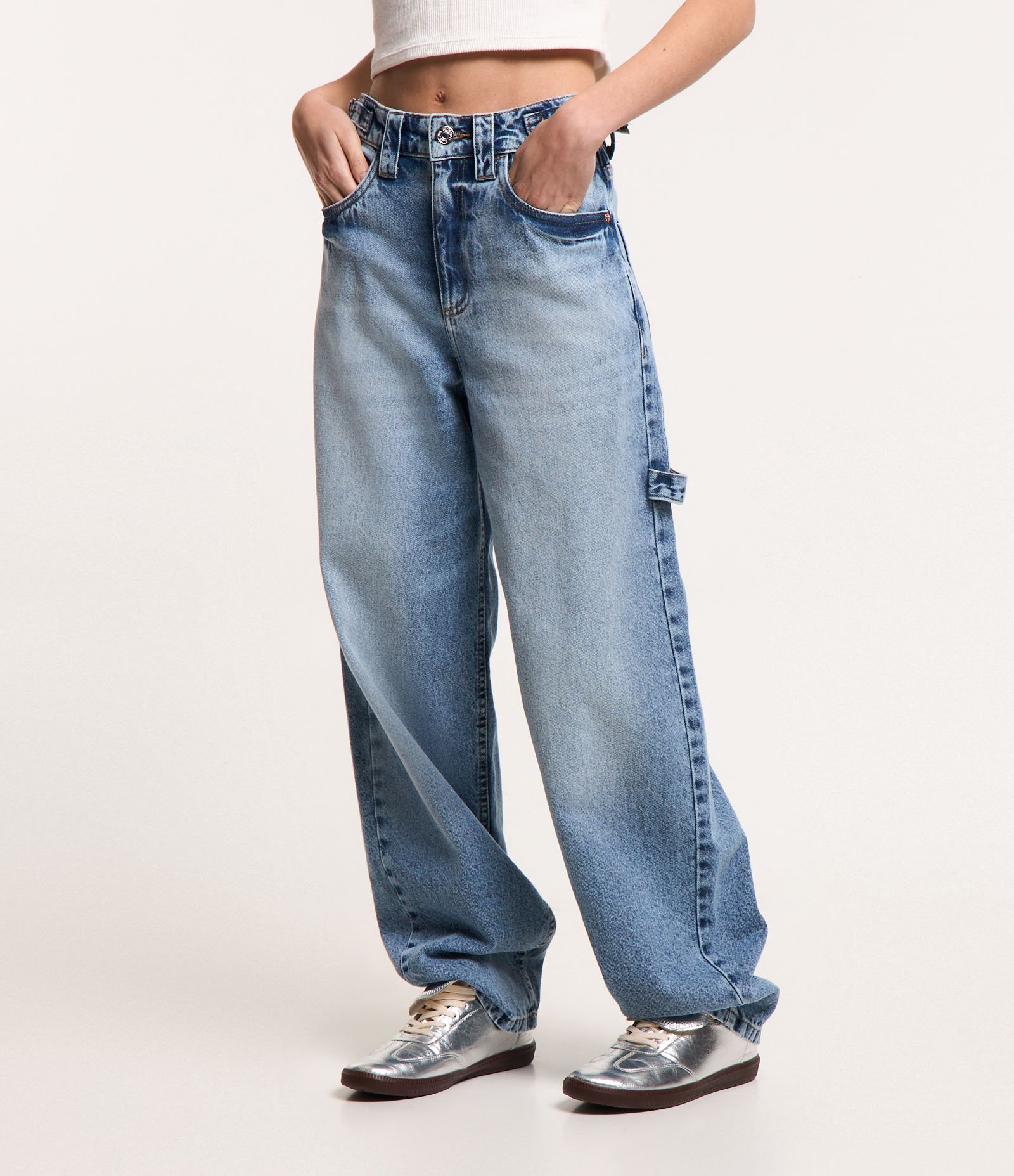 Calça Balloon em Jeans com Fivelas nas Laterais Azul 2