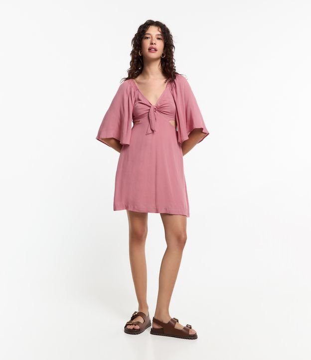 Vestido Curto em Viscose com Manga Ampla e Amarração Frontal