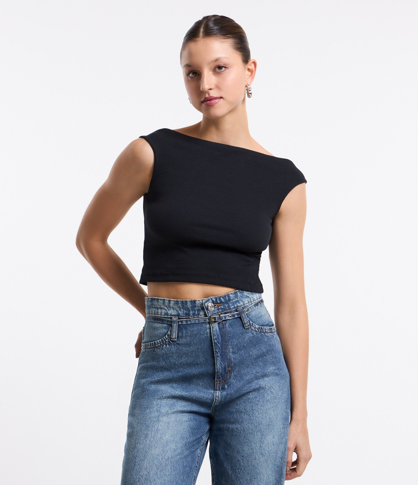 Blusa Ombro a Ombro em Ribana em Mangas Preto 1