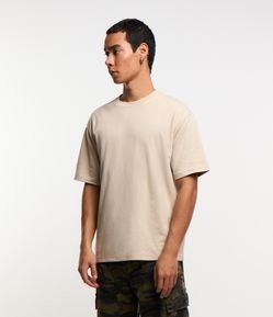 Camiseta Boxy em Algodão com Gola Redonda
