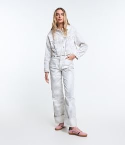 Calça Reta em Sarja Listrada com Barra Dobrada