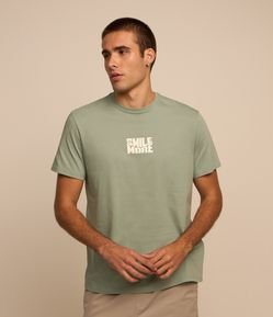Camiseta Comfort em Algodão Peruano com Estampa Smile More