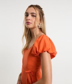 Macaquinho Short Saia com Linho Transpassado