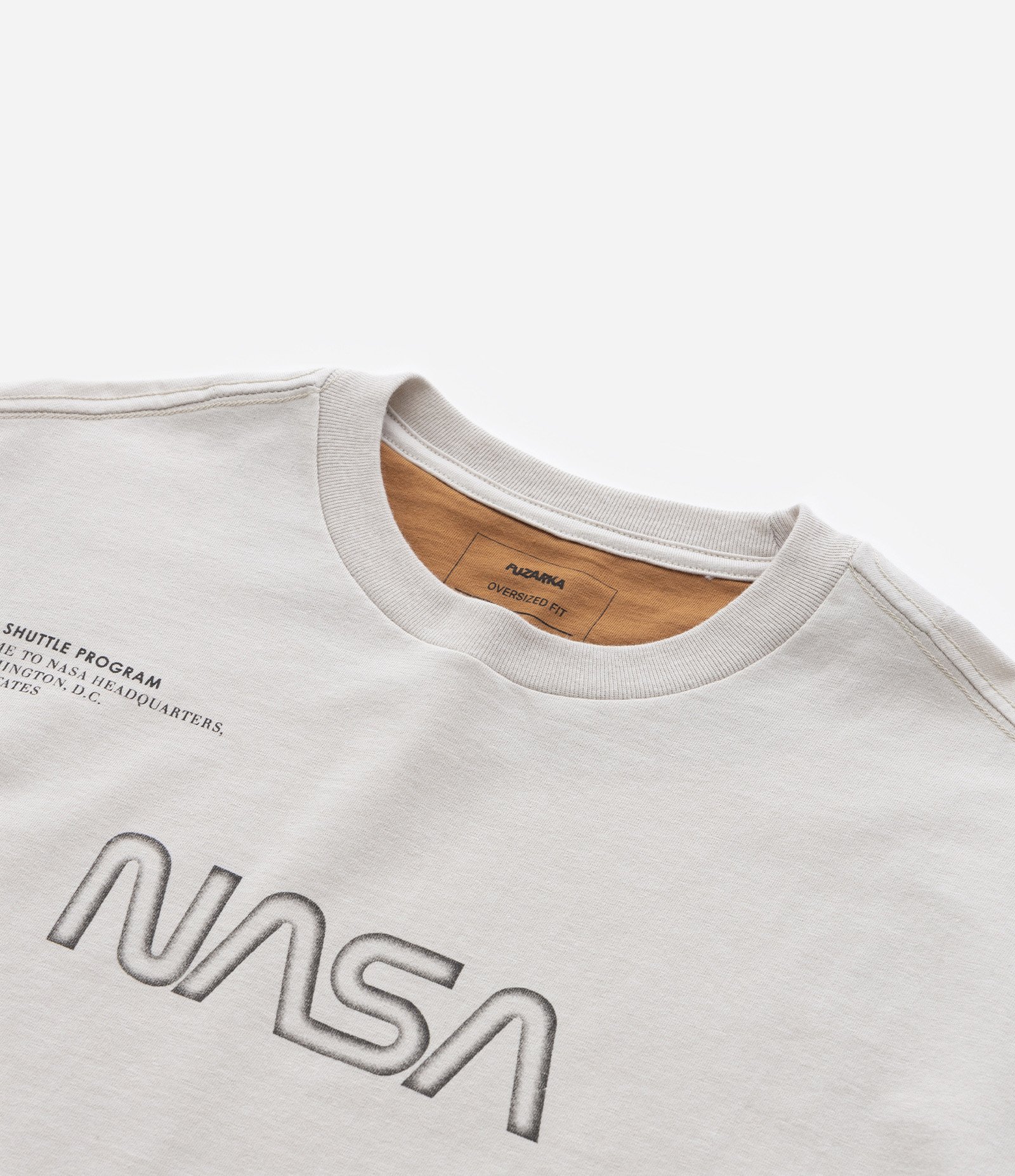 Camiseta Oversized Infantil com Estampa da NASA - Tam 5 a 14 anos Bege 5