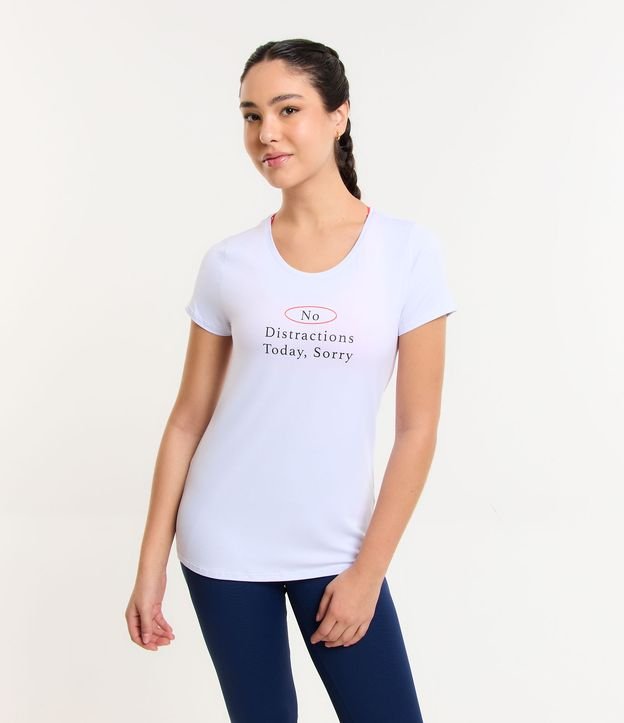 Camiseta Esportiva em Viscose com Lettering No Distractions Today