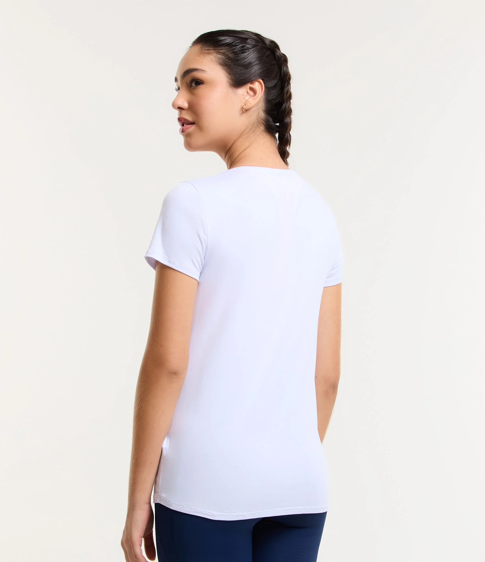 Camiseta Esportiva em Viscose com Lettering No Distractions Today Branco 3