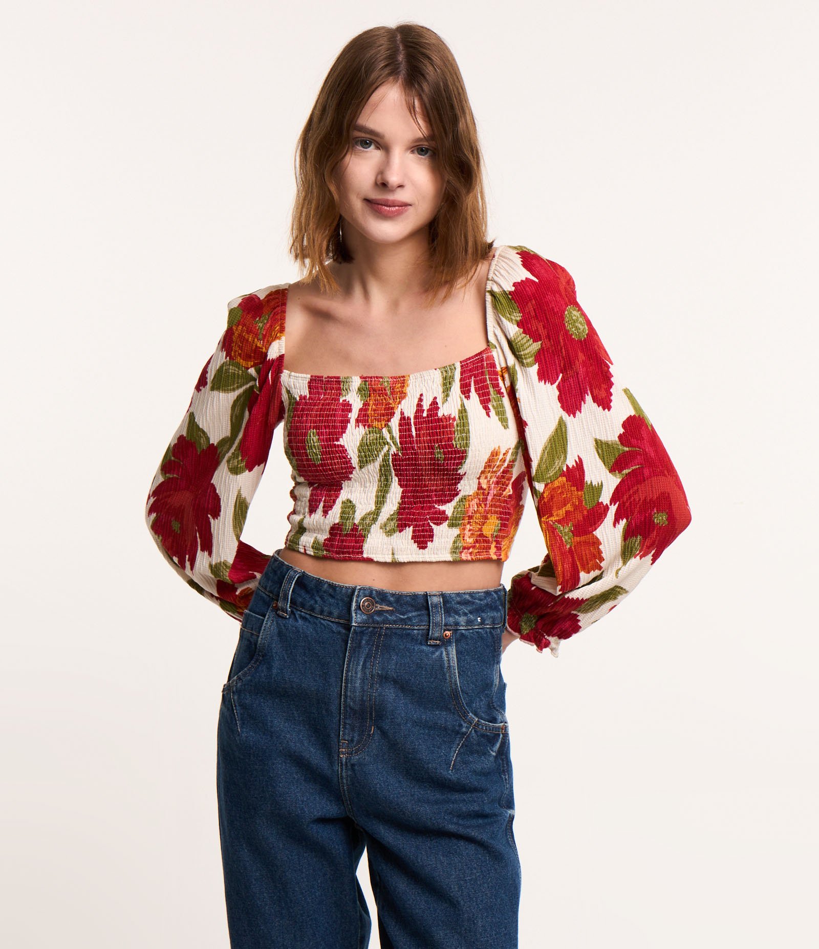 Blusa Cropped Texturizada com Lastex e Estampa Floral Branco 1