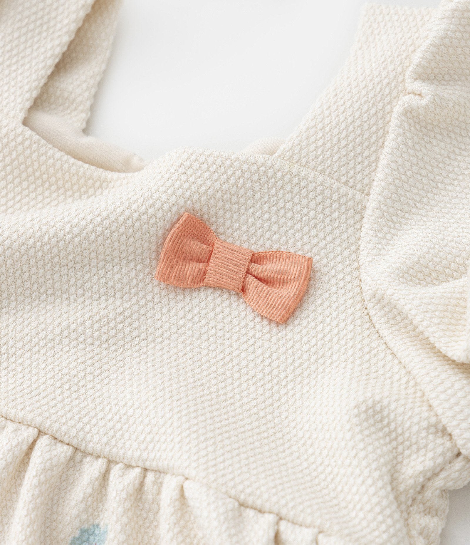 Vestido Infantil Texturizado com Mangas Bufantes - Tam 0 a 18 meses Bege 5