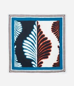 Lenço em Tecido Acetinado com Estampa Nascente