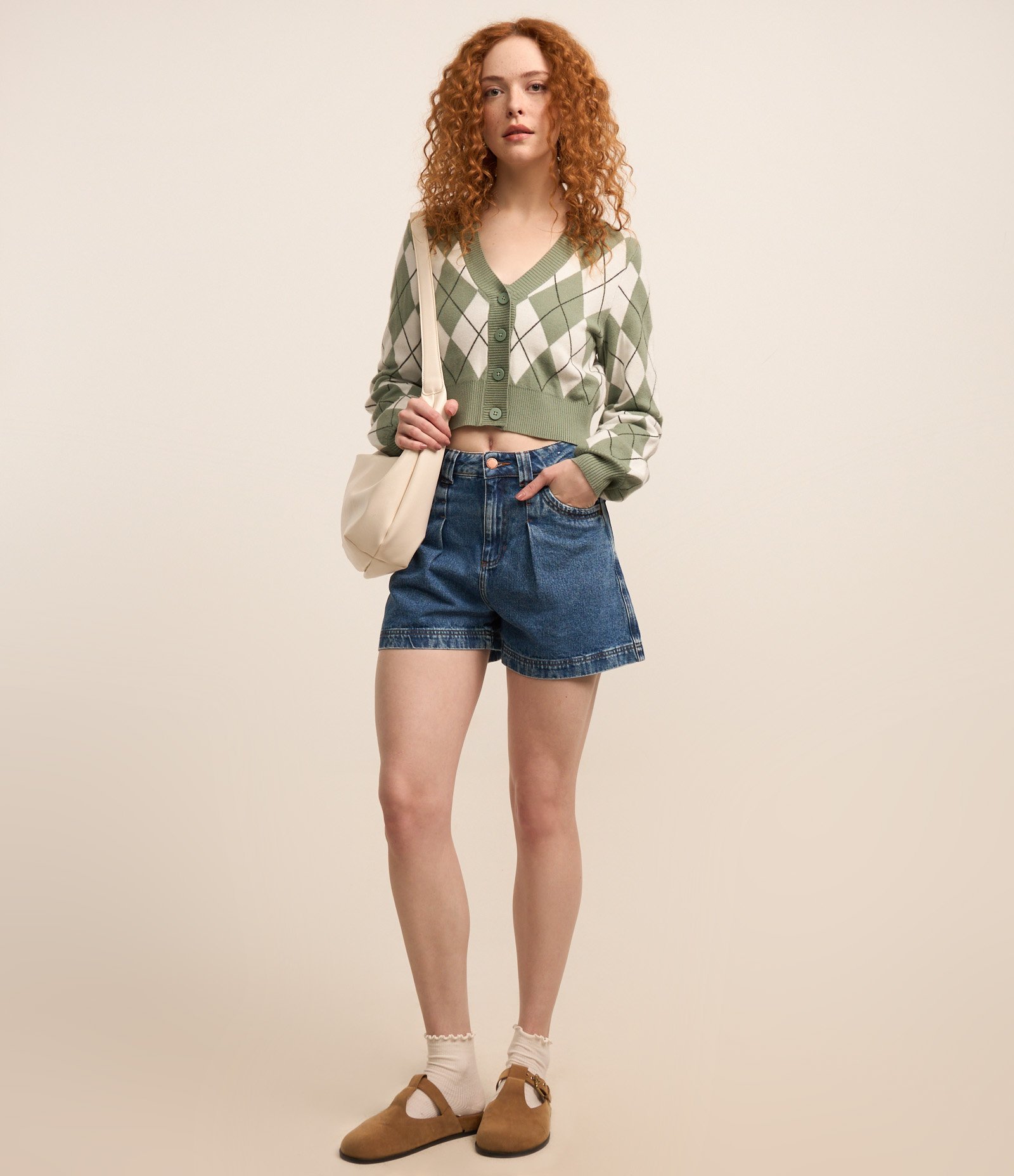Cardigan Cropped em Tricô Xadrez Argyle Verde 2