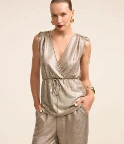 Blusa Sem Manga com Amarração e Fio Metalizado