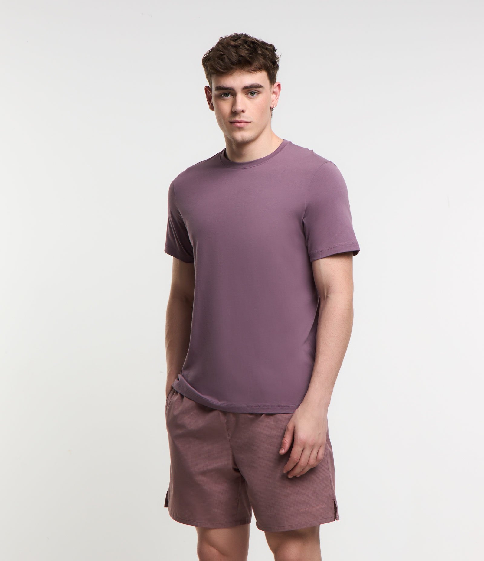 Camiseta Esportiva em Algodão Peruano e Manga Curta Lilás 1