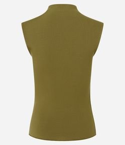 Blusa Sem Manga em Viscose com Gola Alta e Textura Canelada