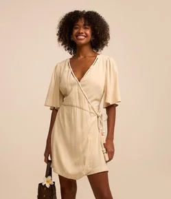 Macaquinho em Viscose e Linho com Cordão