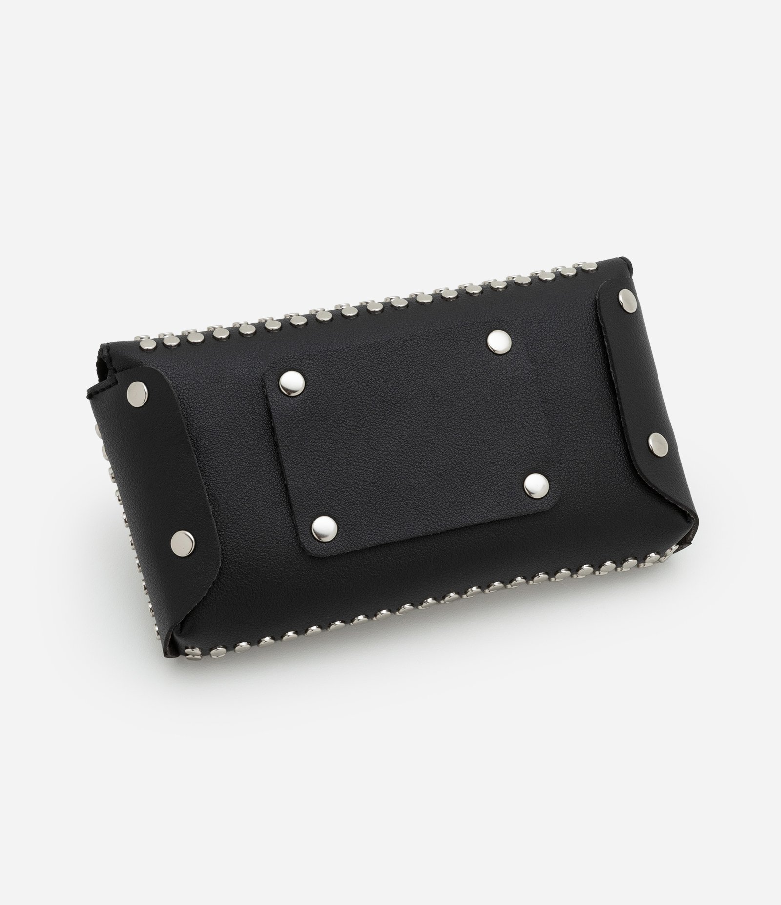 Cinto Médio em PU com Pochete Removível com Tachinhas Preto 4