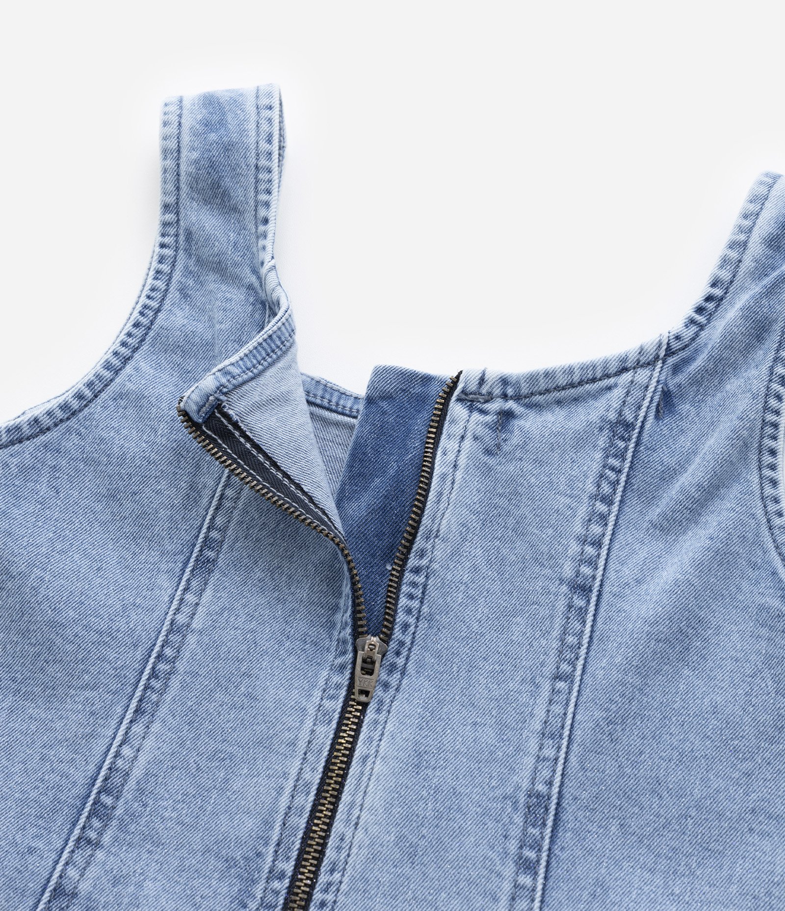 Vestido Infantil em Jeans com Recortes e Brilhos - Tam 5 a 14 Anos Azul 5