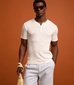 Camisa Polo Canelada com Gola Padre