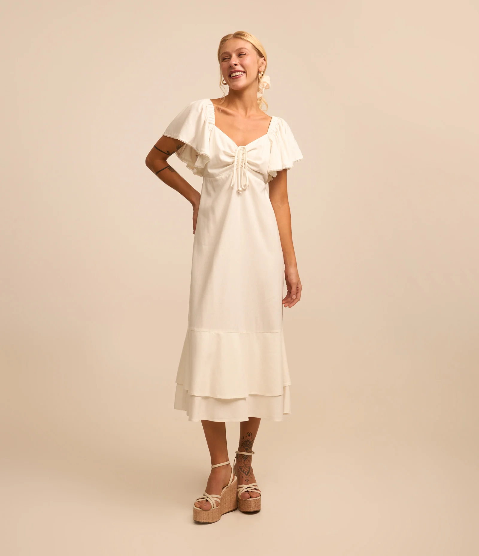 Vestido New Midi em Linho com Babados e Miçangas Branco Neve 1