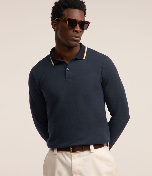 Camiseta em Piquet com Contraste na Gola Polo
