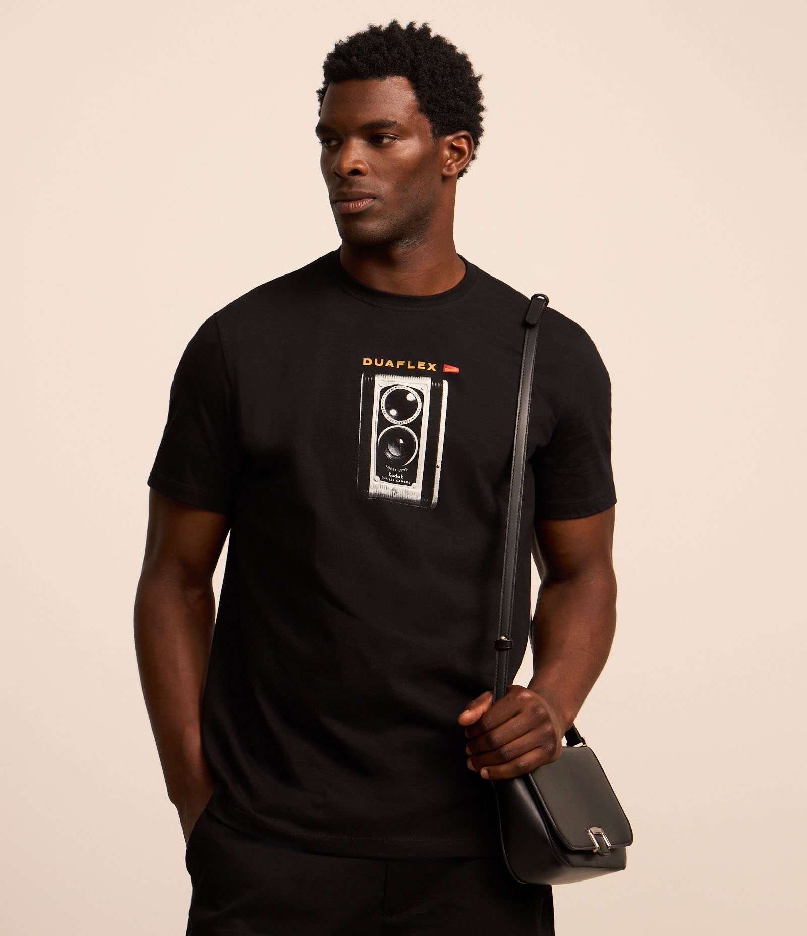 Camiseta Comfort em Algodão com Estampa Kodak Duaflex Preto 2