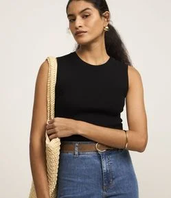 Blusa Sem Manga em Tricô Canelado com Gola Redonda