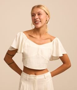 Blusa Curta em Viscose e Linho com Babados nas Mangas